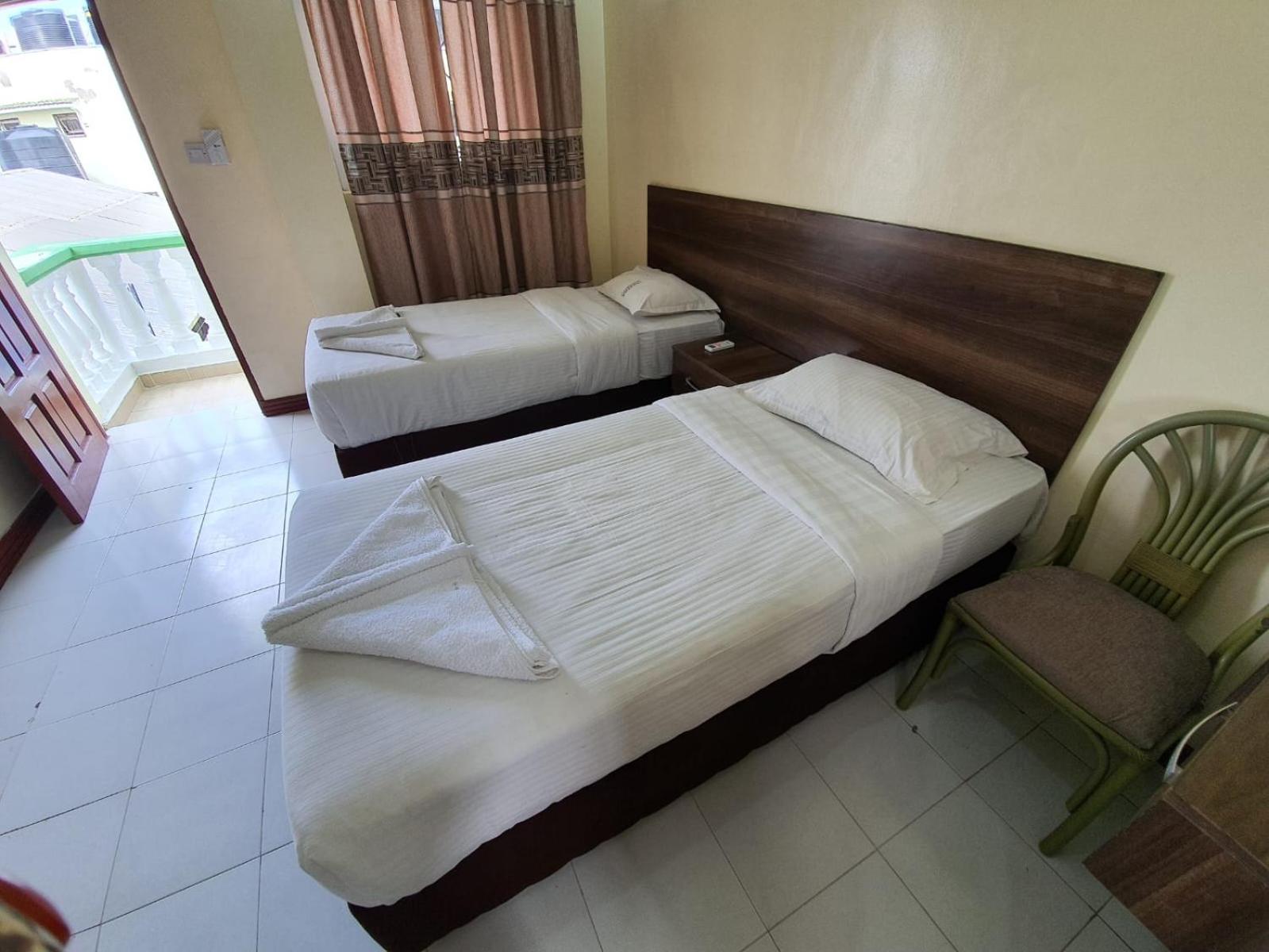 Prestige Leisure Hotel Мтуапа Екстер'єр фото