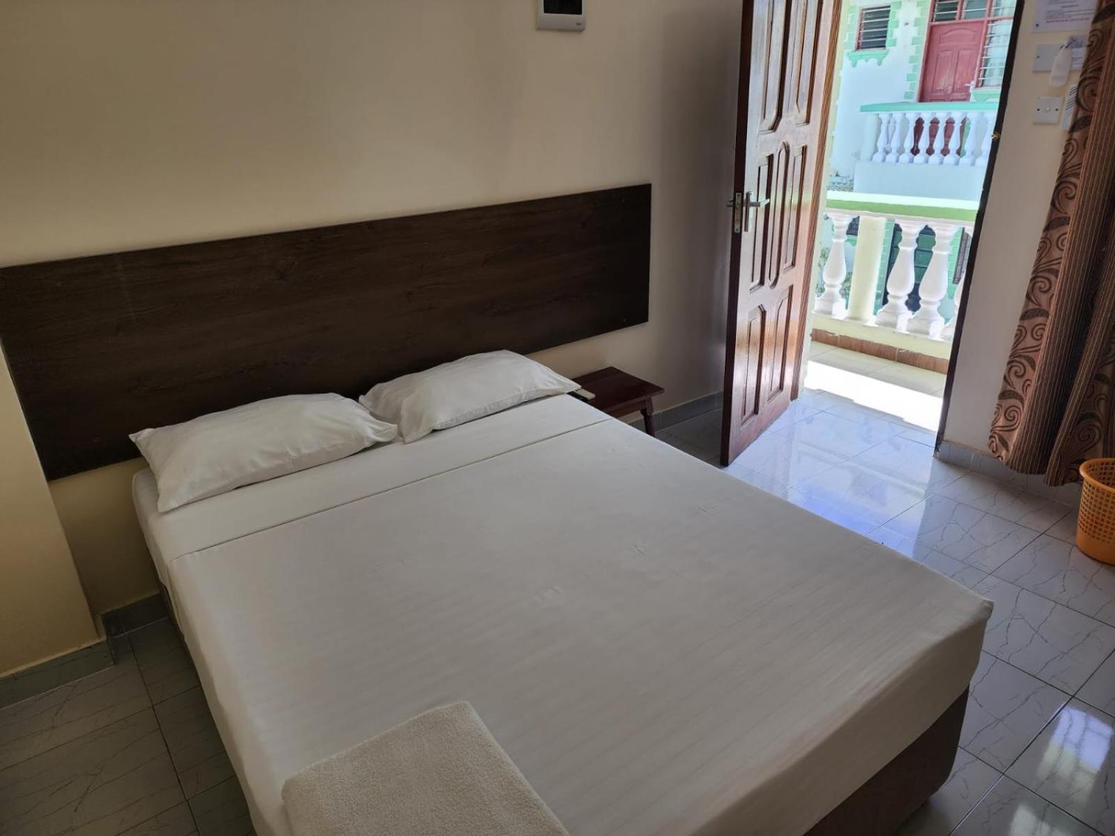 Prestige Leisure Hotel Мтуапа Екстер'єр фото