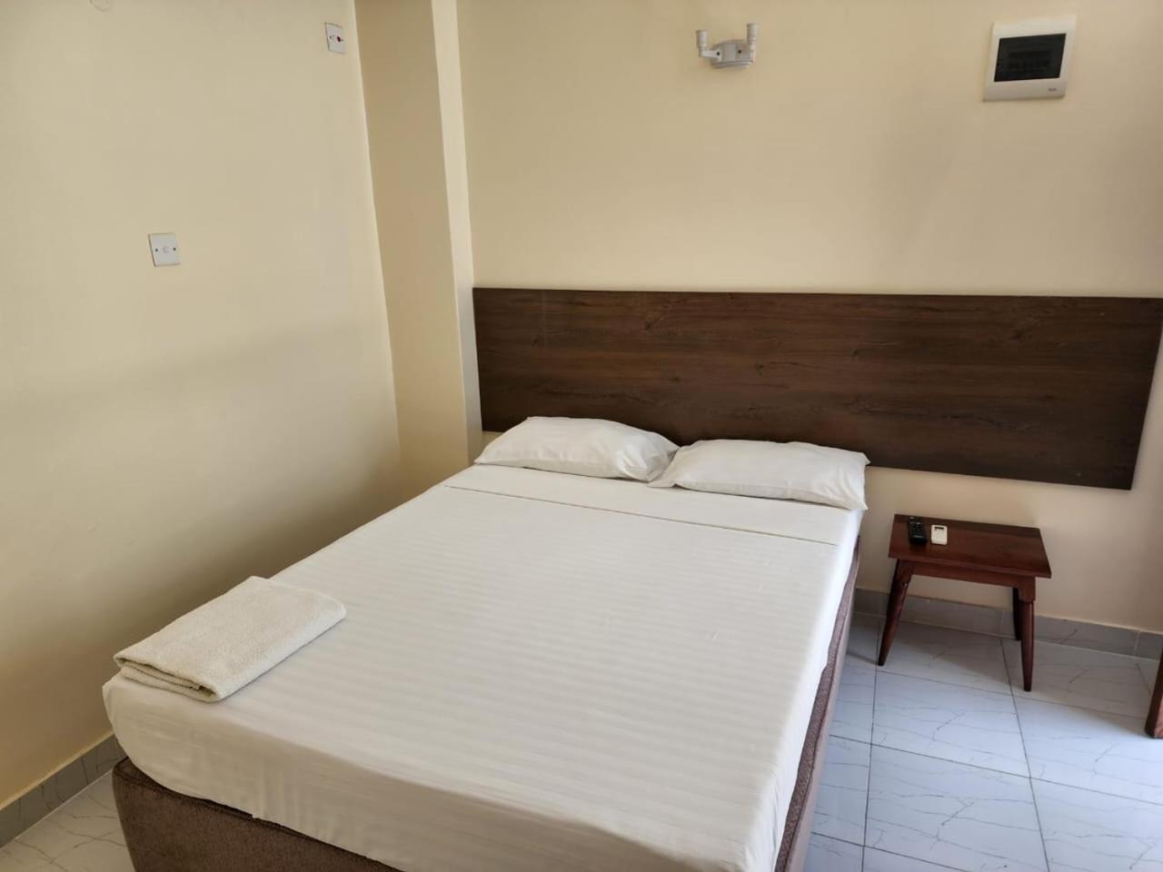 Prestige Leisure Hotel Мтуапа Екстер'єр фото
